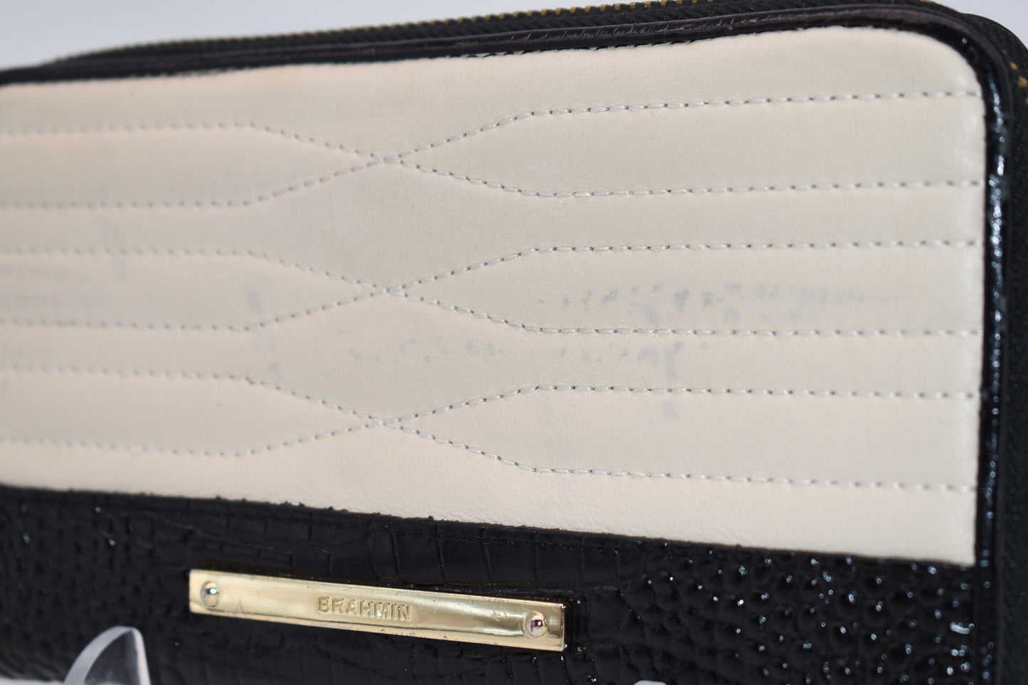 Brahmin Suri Wallet in Creme Multi-Texture