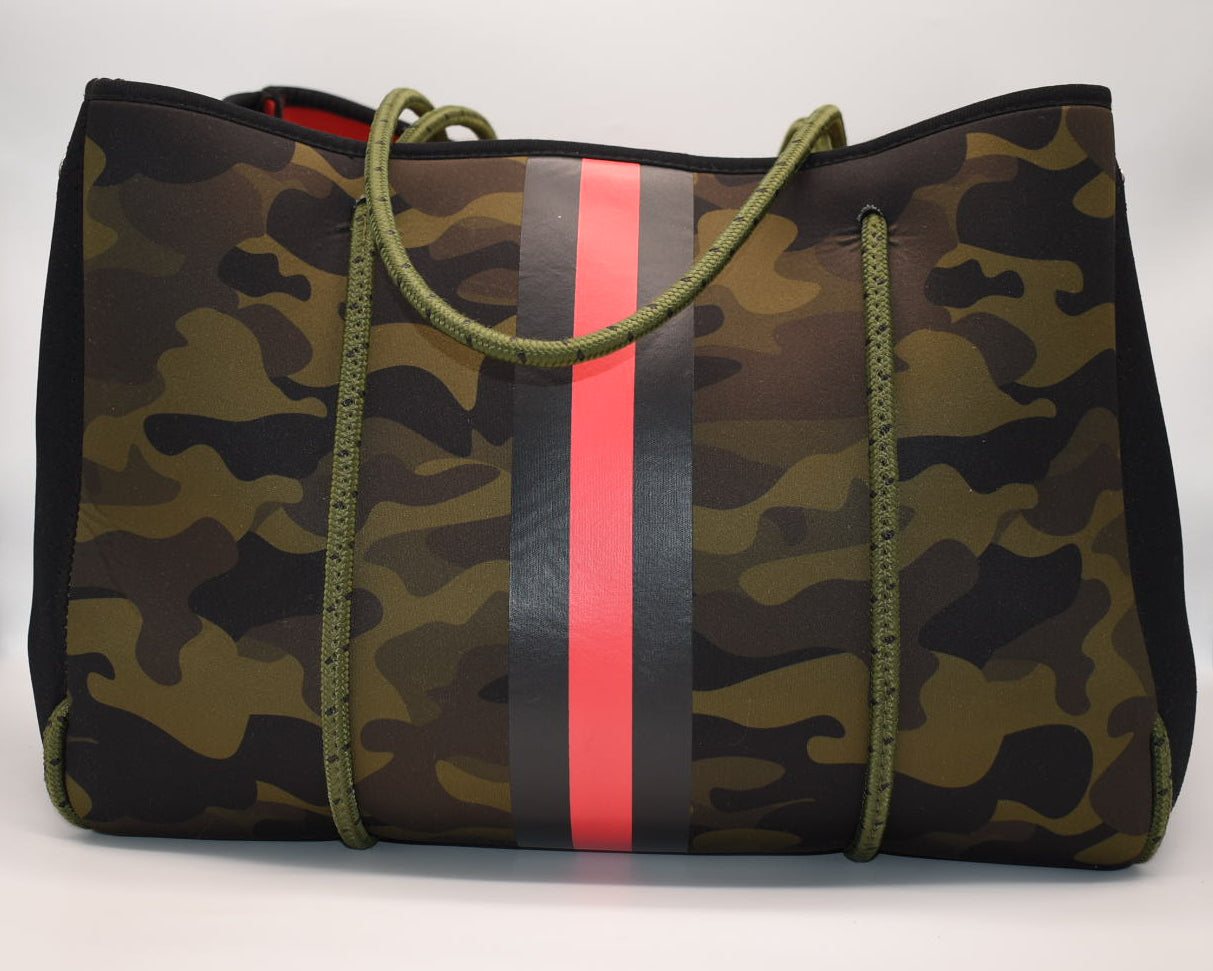 Haute Shore Grayson Show-off Neoprene Tote Bag in Camo & Red