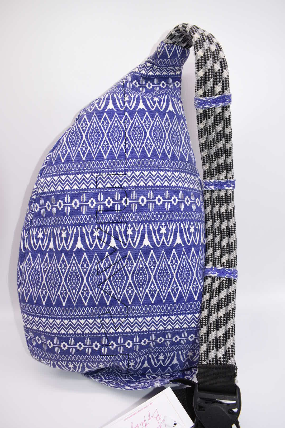 Kavu Canvas Rope Sling Bag in Purple & White