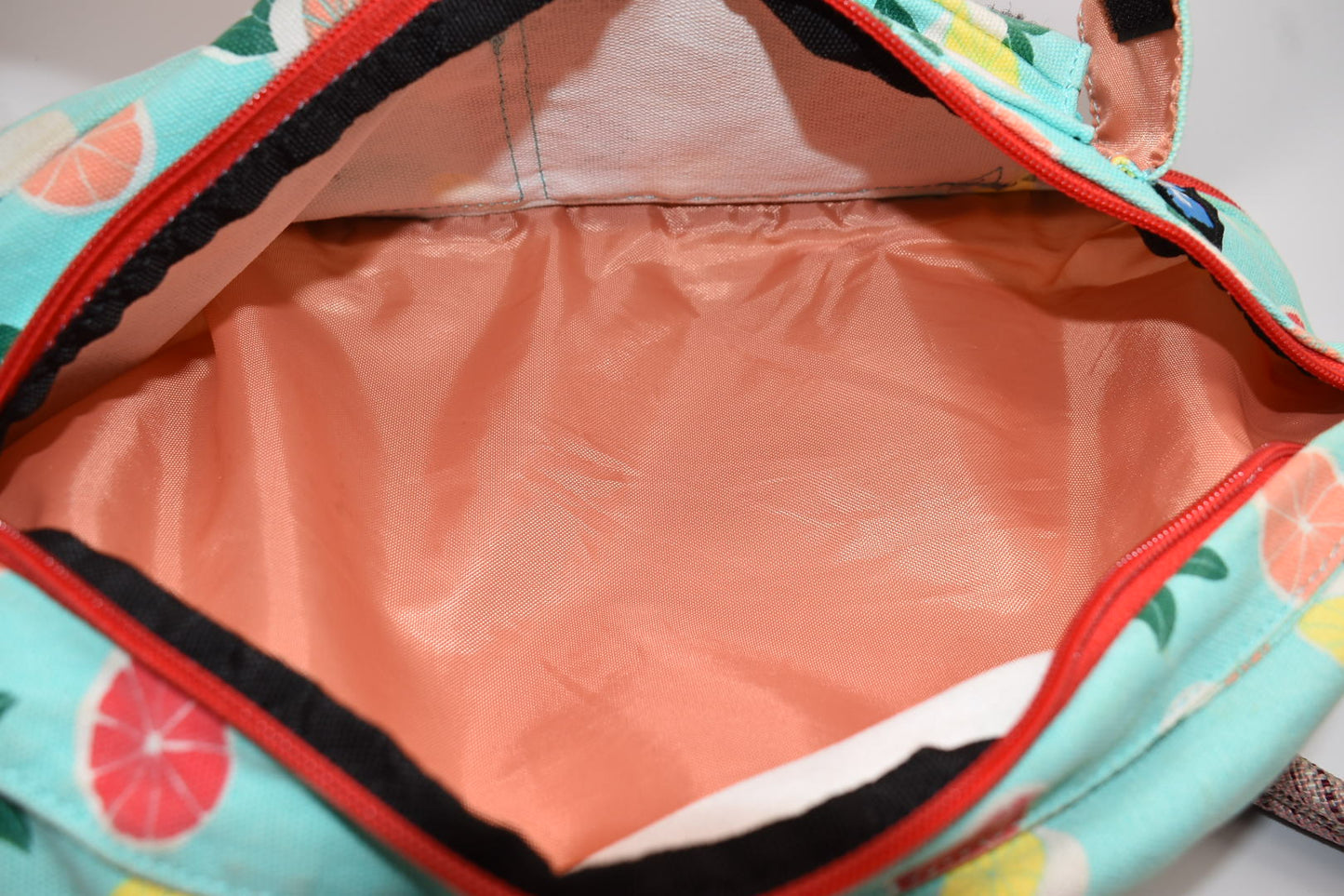 Kavu Original Rope Sling Bag in Citrus Grove