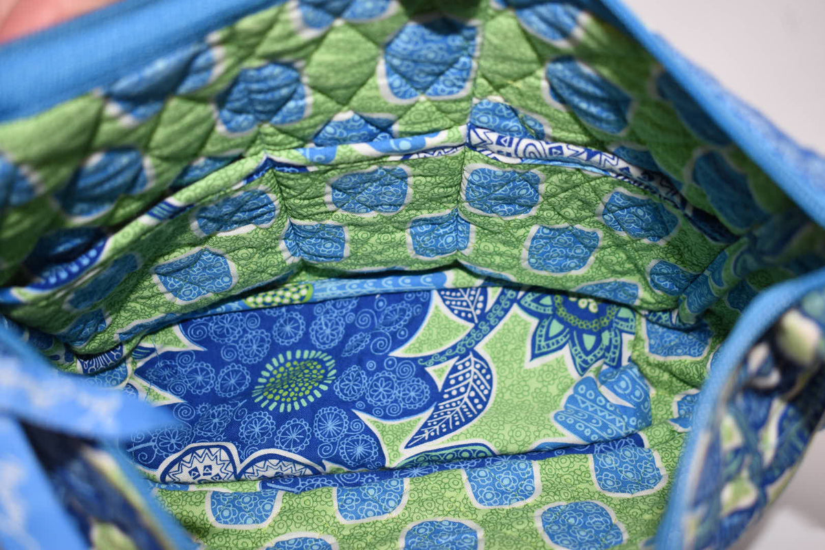 Vera Bradley On-The-Go Convertible Shoulder Bag in "Doodle Daisy" Pattern