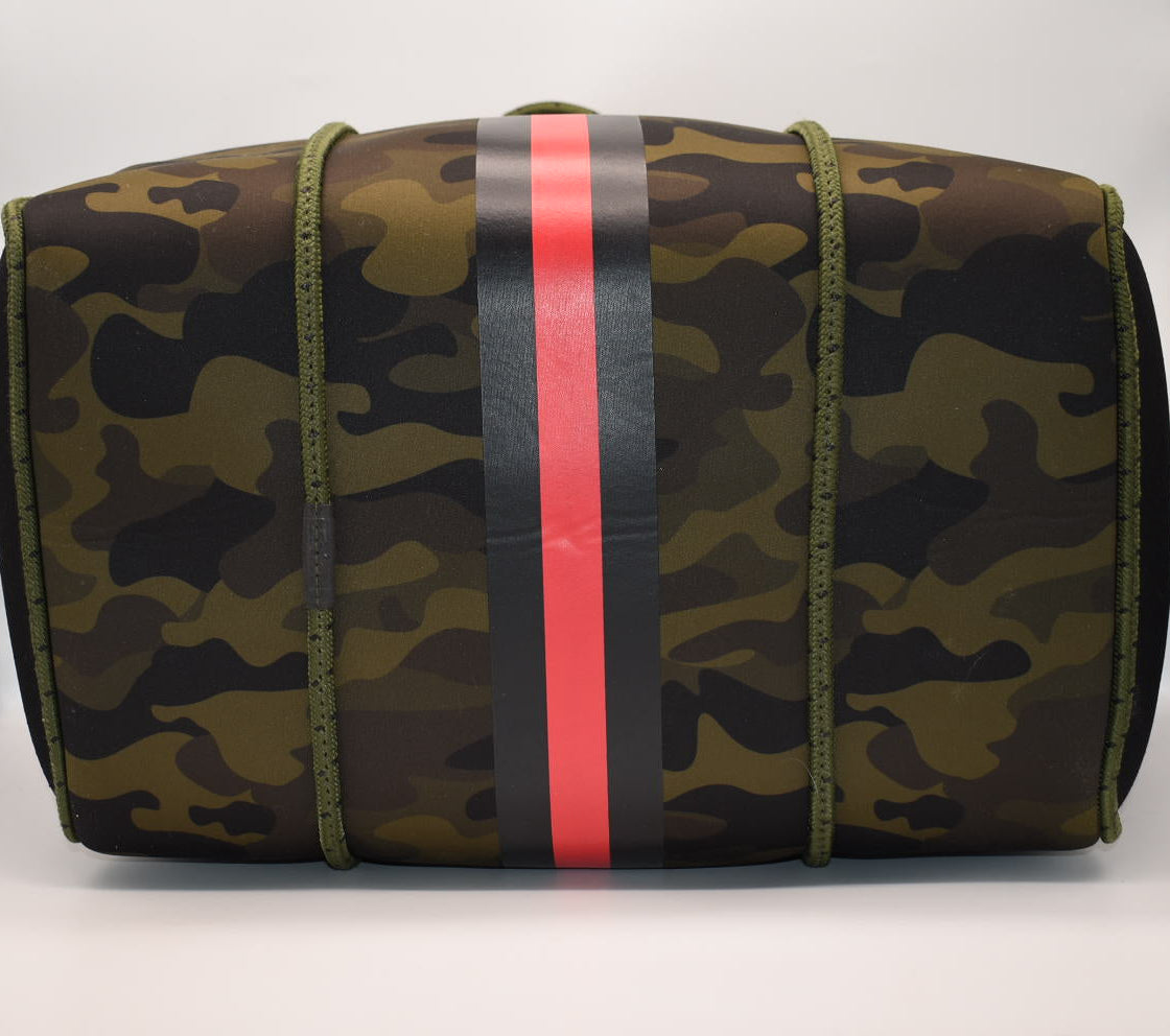 Haute Shore Grayson Show-off Neoprene Tote Bag in Camo & Red