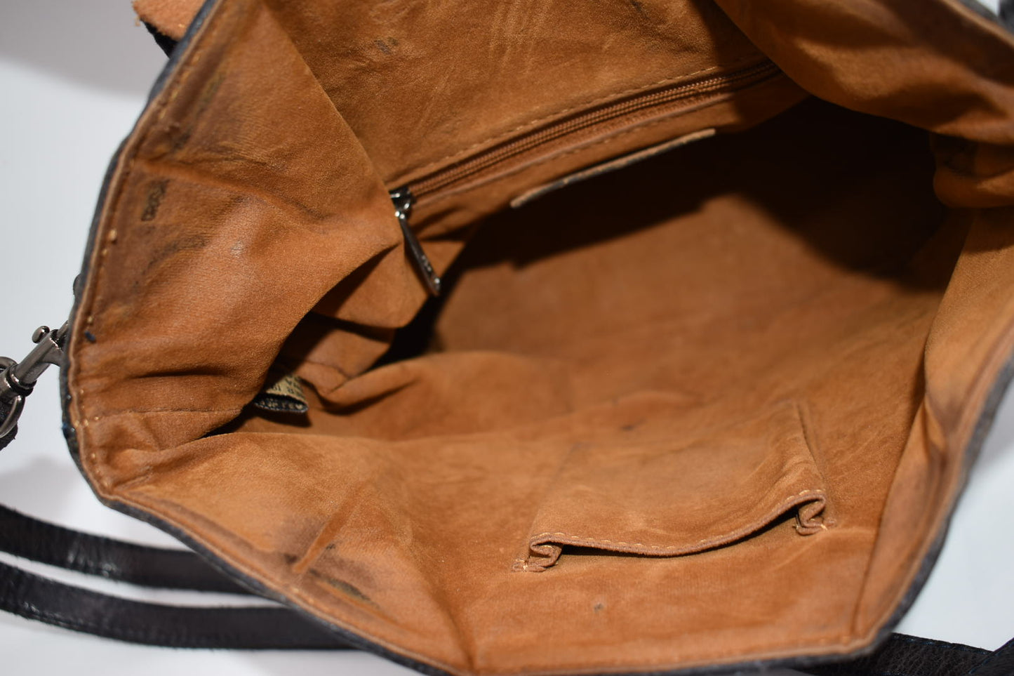 Patricia Nash Bellissimi Convertible Backpack in Distressed Glaze Black