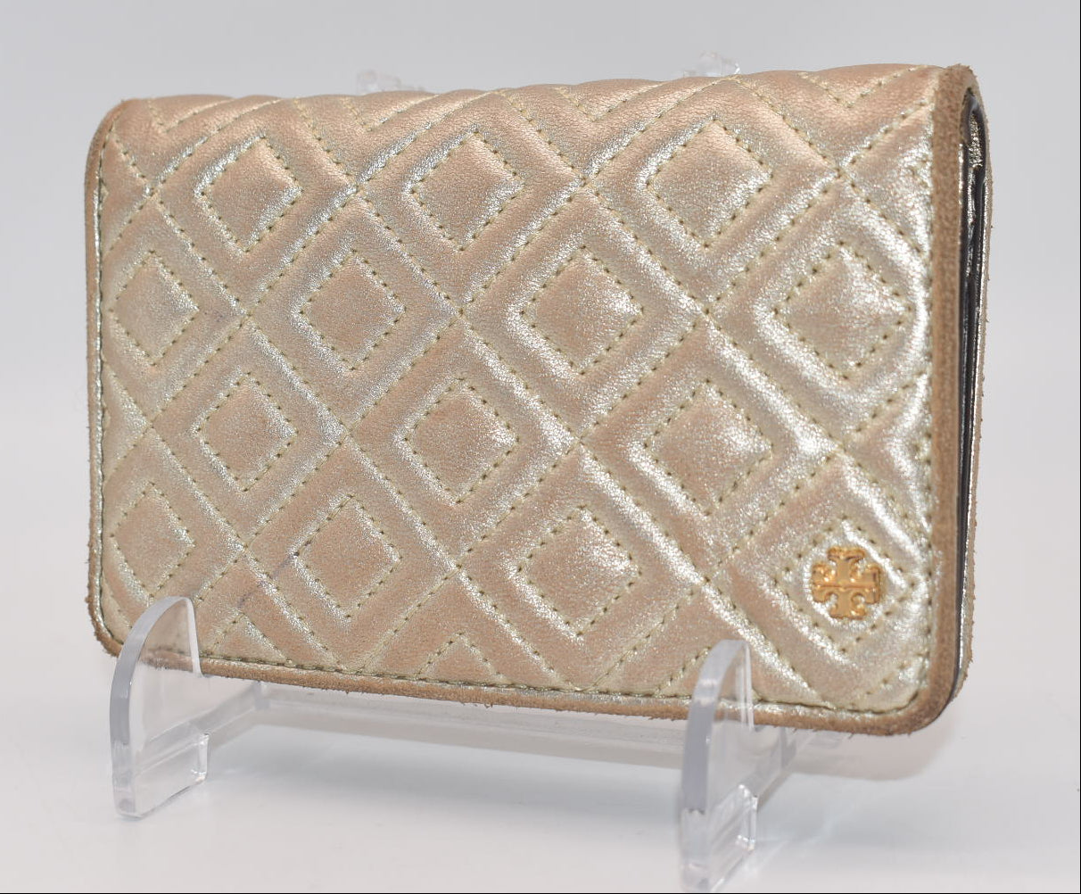 Tory Burch Fleming Metallic Slim Medium Wallet in Gold
