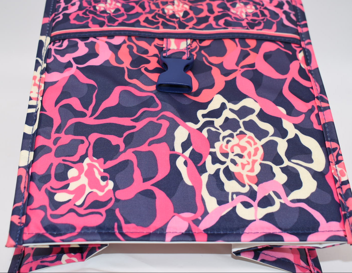 Vera Bradley Lunch Sack in "Katalina Pink" Pattern