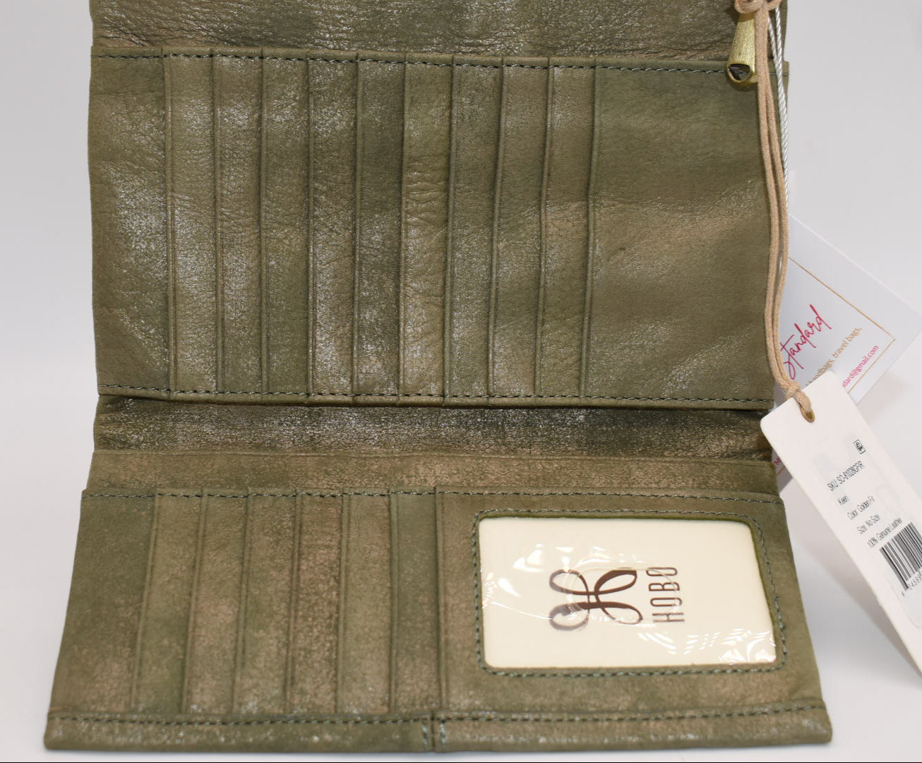 Hobo INTL Keen Continental Wallet in Golden Fir