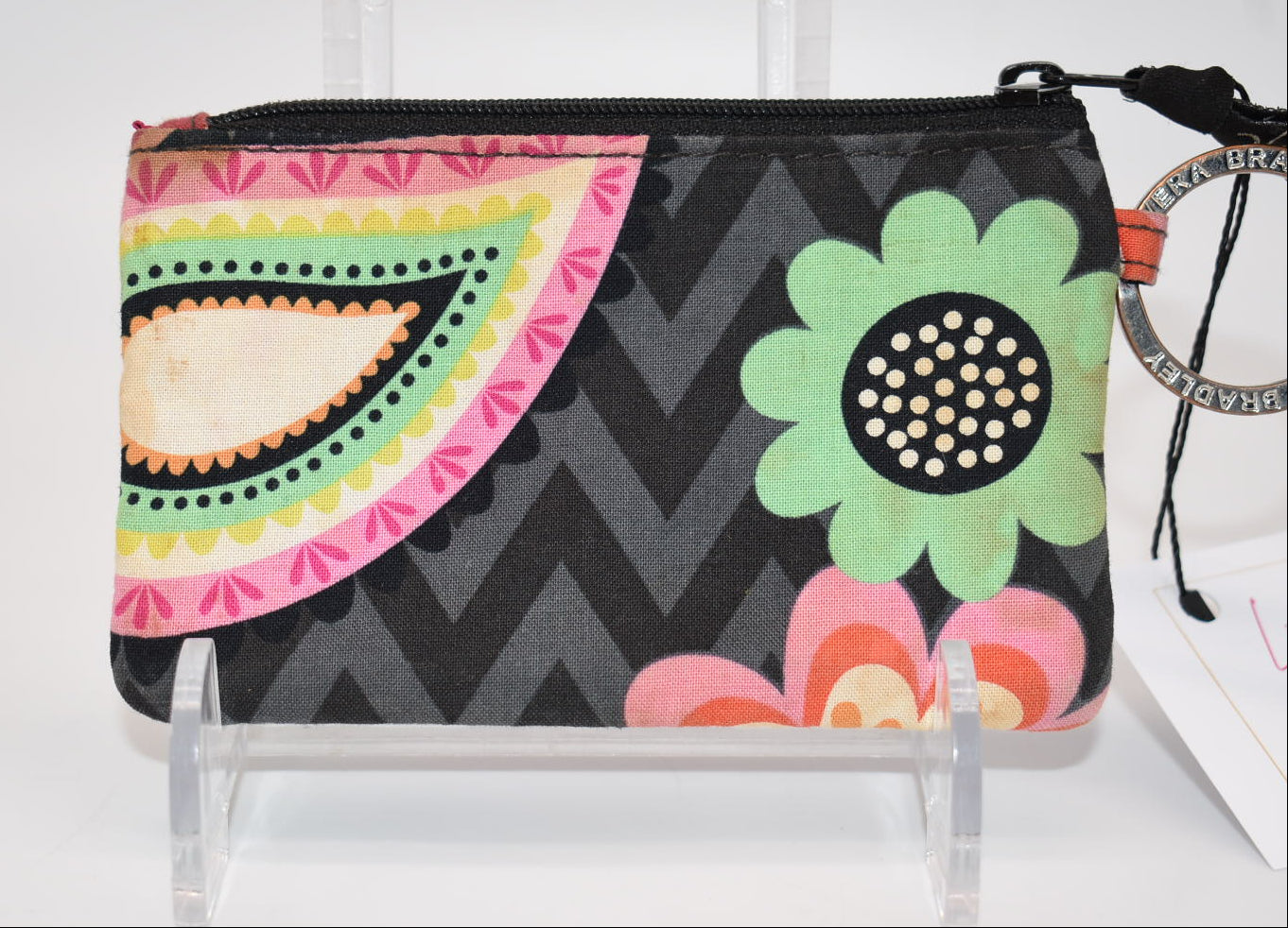 Vera Bradley Zip ID Case in "Ziggy Zinnia" Pattern