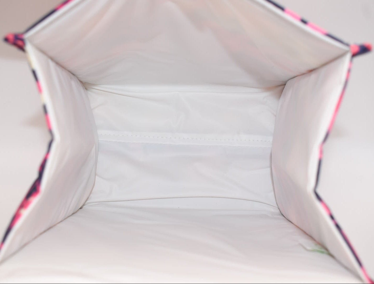 Vera Bradley Lunch Sack in "Katalina Pink" Pattern