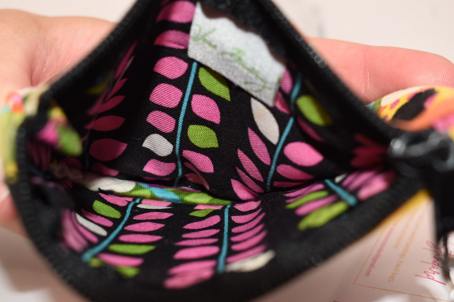 Vera Bradley Clip Zip ID Case in "Va Va Bloom" Pattern