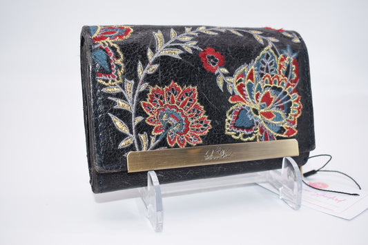 Patricia Nash Cametti Wallet in Provencal Embroidery