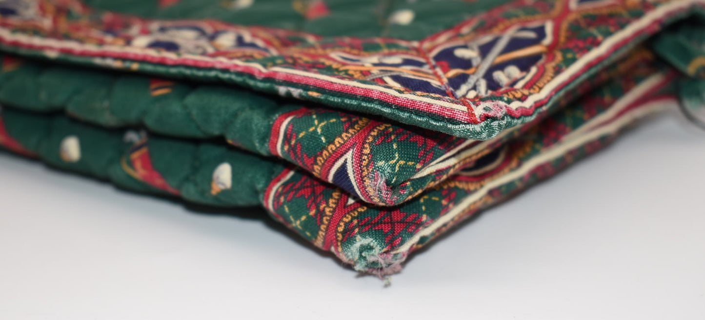 Vintage Vera Bradley Elite Crossbody Bag in "Golf Green -1995" Pattern