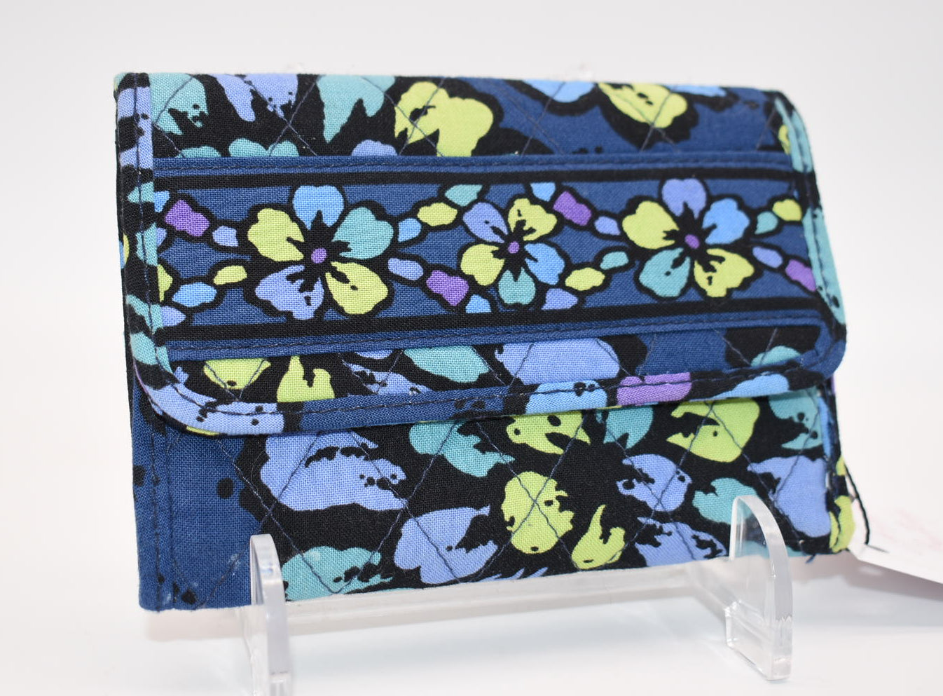 Vera Bradley Compact Trifold Wallet in "Indigo Pop" Pattern