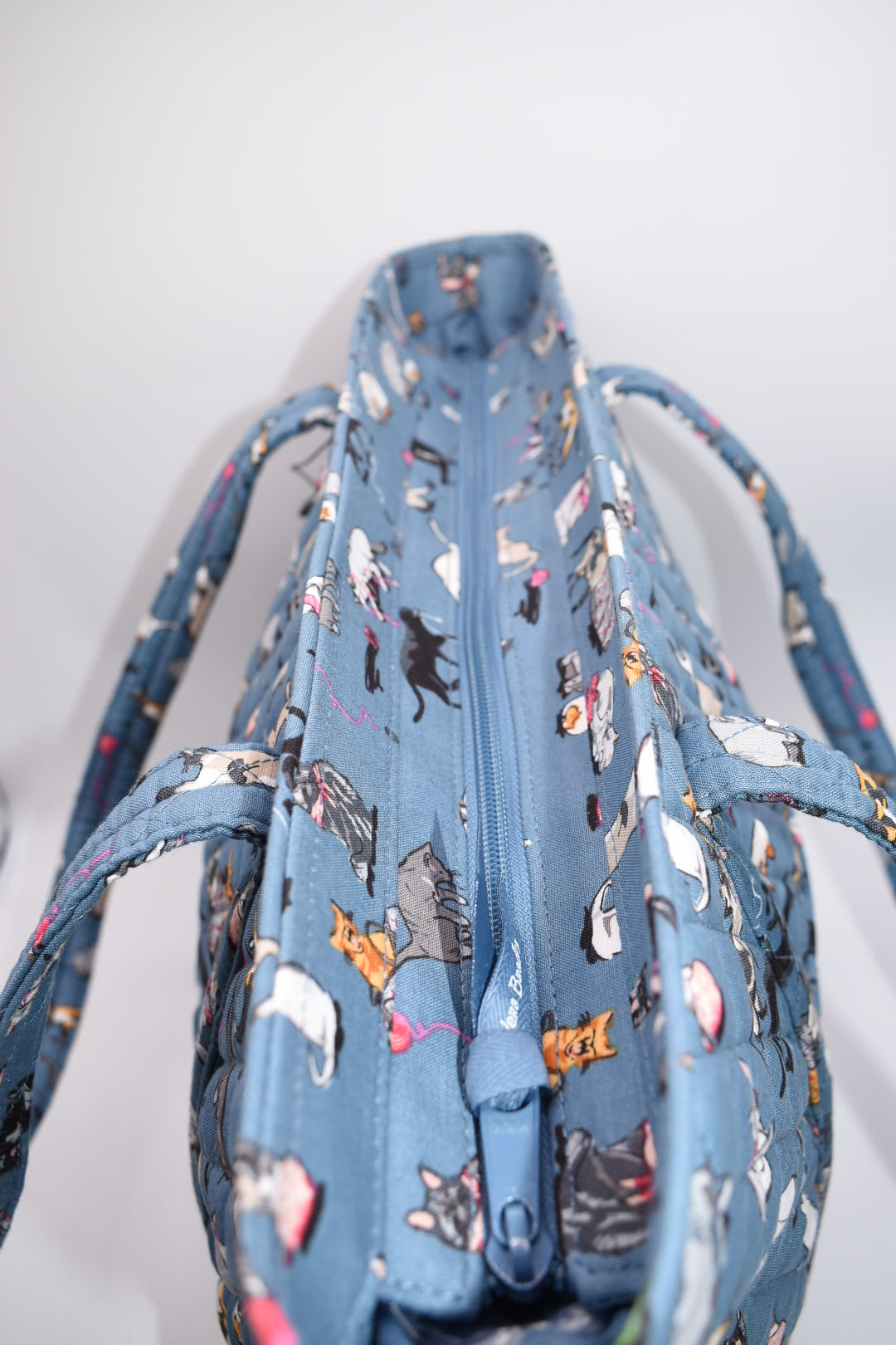 Vera Bradley Large Vera Tote Bag in "Cat's Meow" Pattern