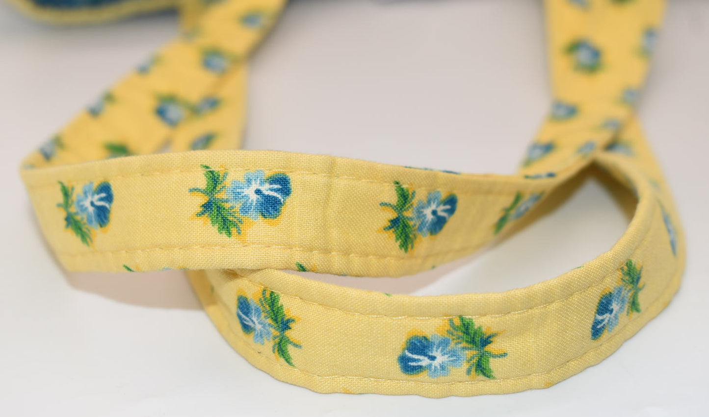 Vera Bradley Everyday Tote Bag in "Katherine -2004" Pattern