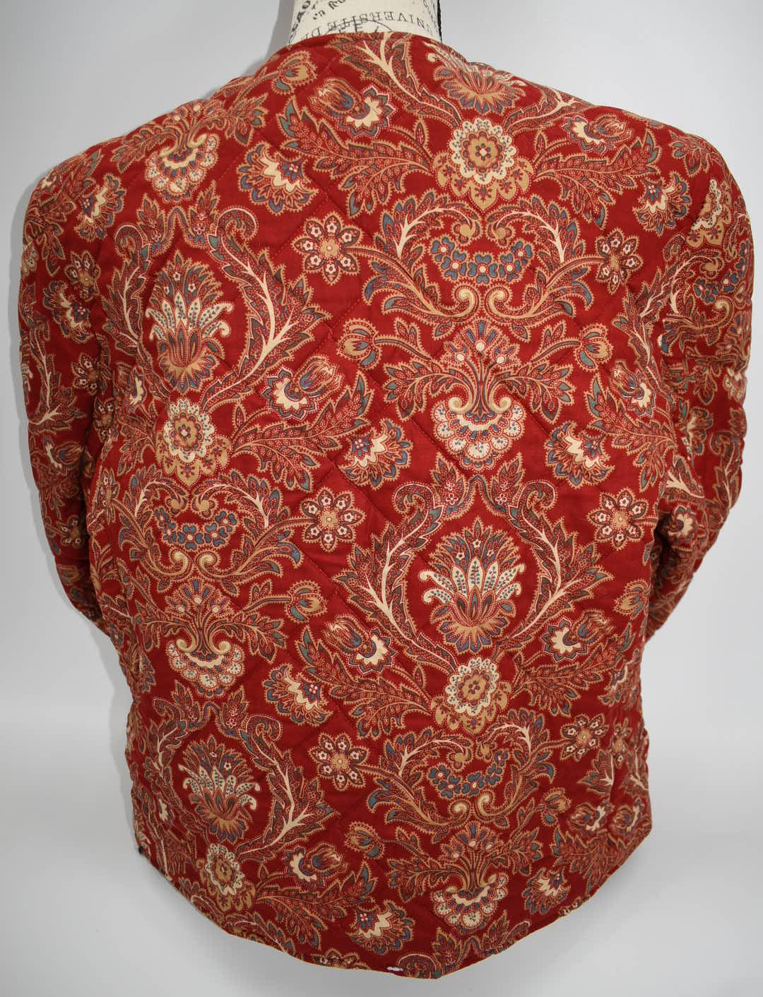 Vintage Vera Bradley Quilted Large Jacket in "Windsor -1995" Pattern