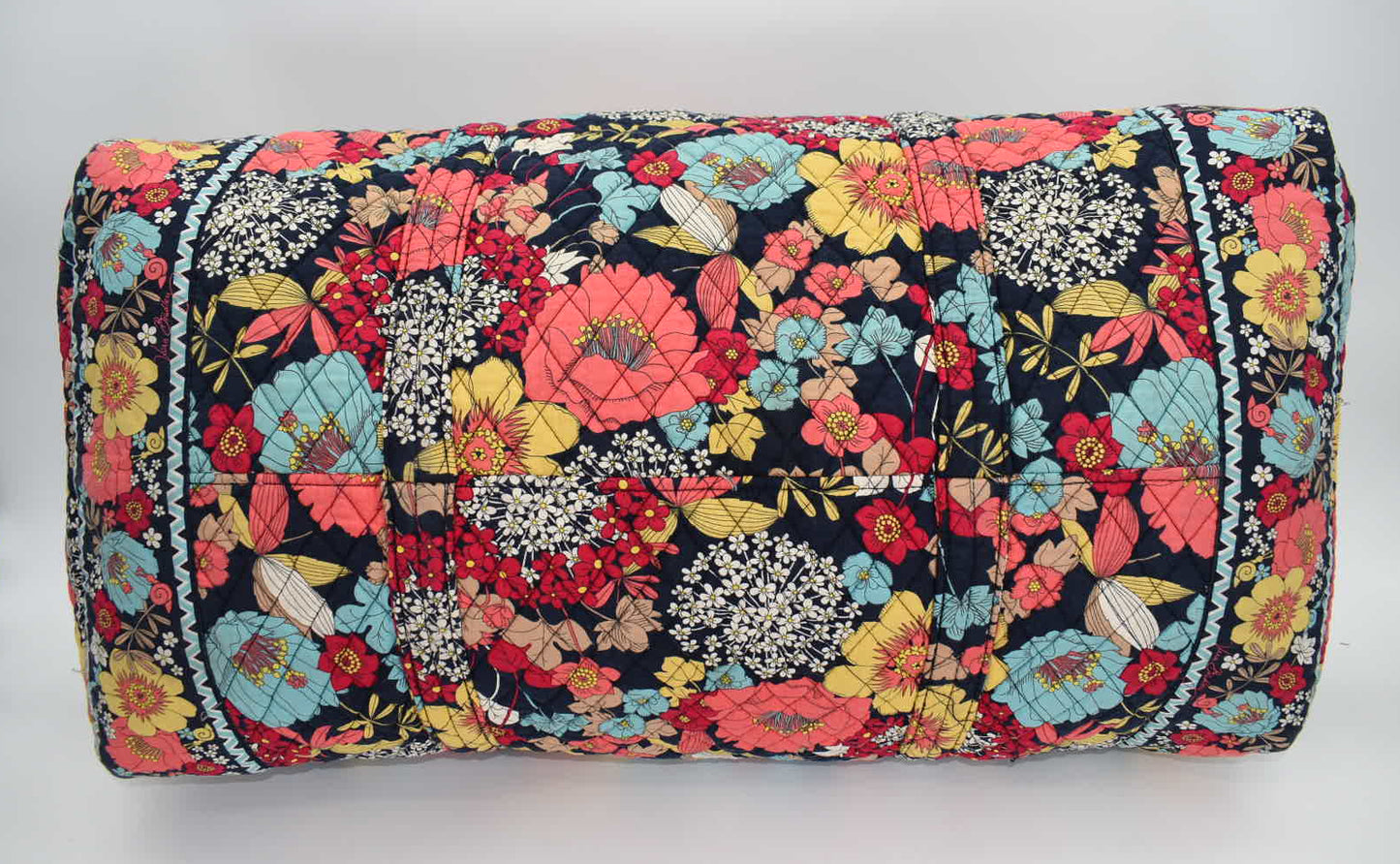 Vera Bradley XL Duffel Bag in "Happy Snails" Pattern