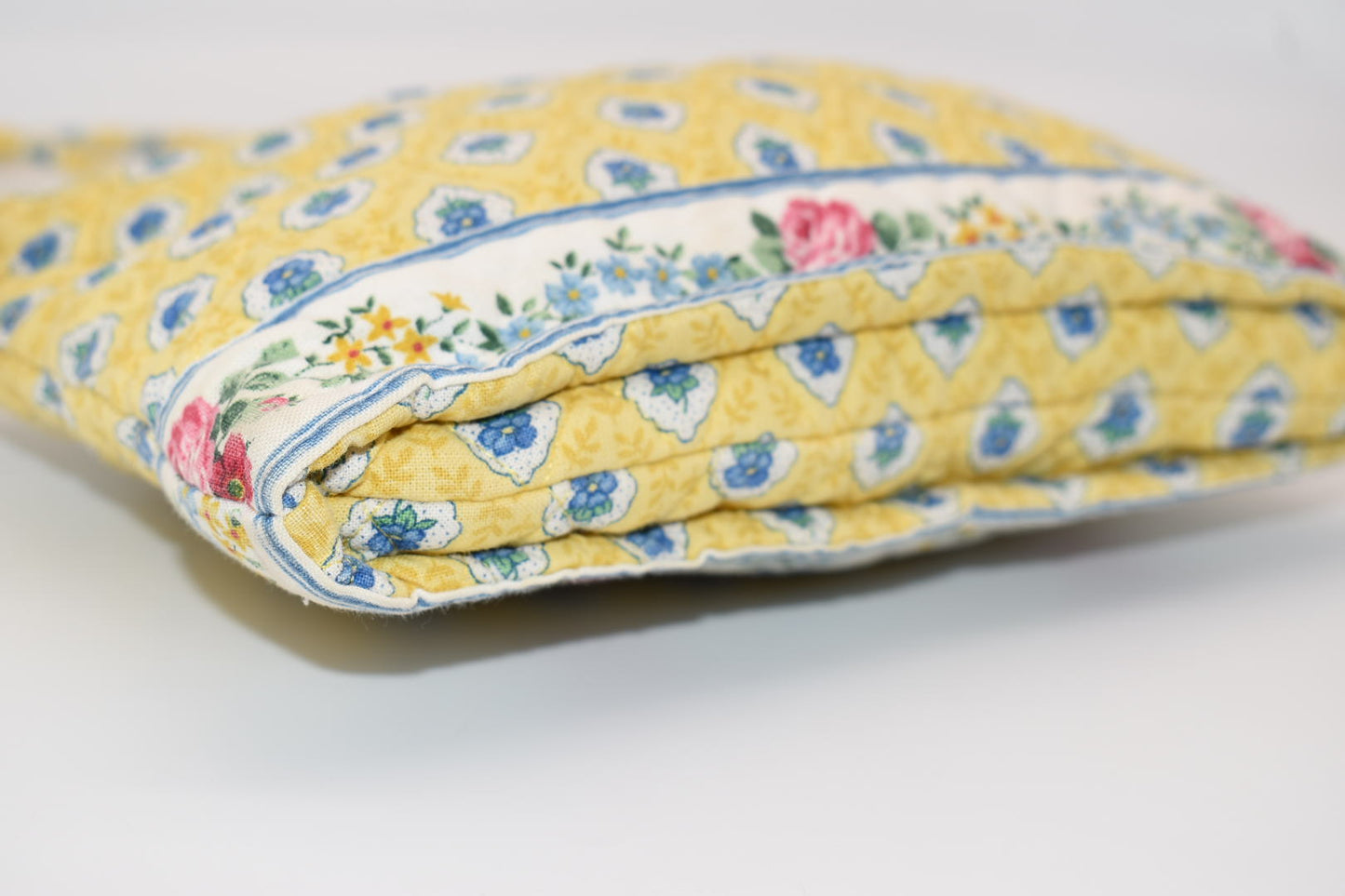 Vintage Vera Bradley  Petite Shoulder / Crossbody Bag in "Elizabeth" Pattern