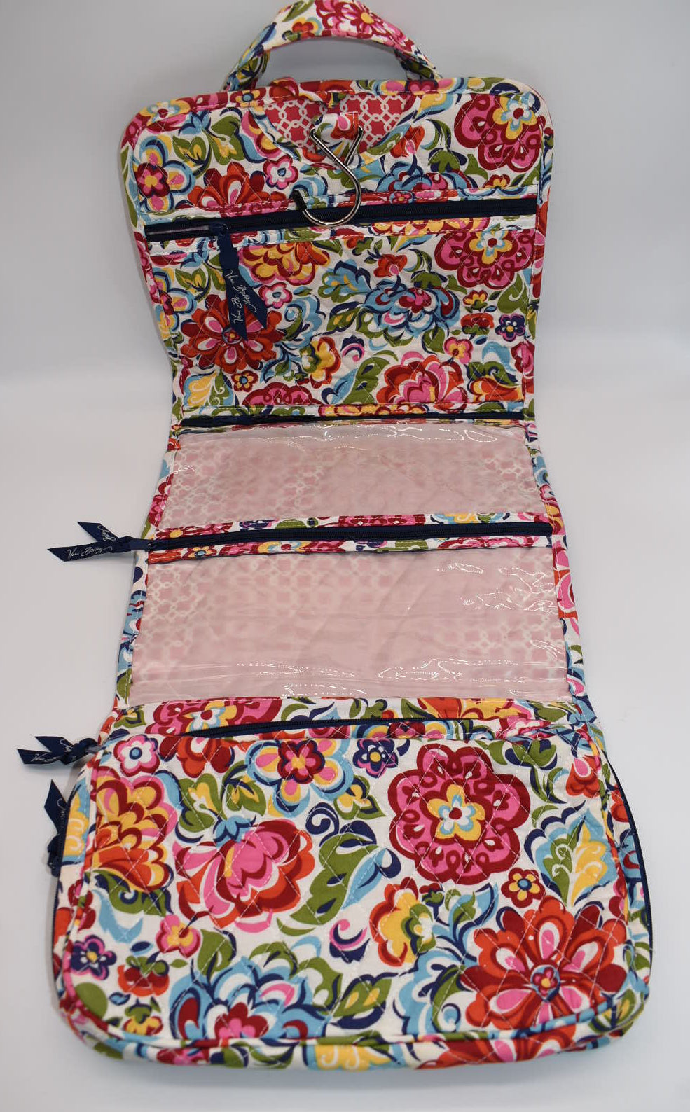 Vera Bradley Hanging Travel Organizer & Hanging Clip in "Hope Garden" Pattern