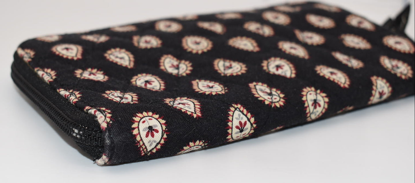 Vera Bradley Zip Around Wallet in "Classic Black " Pattern