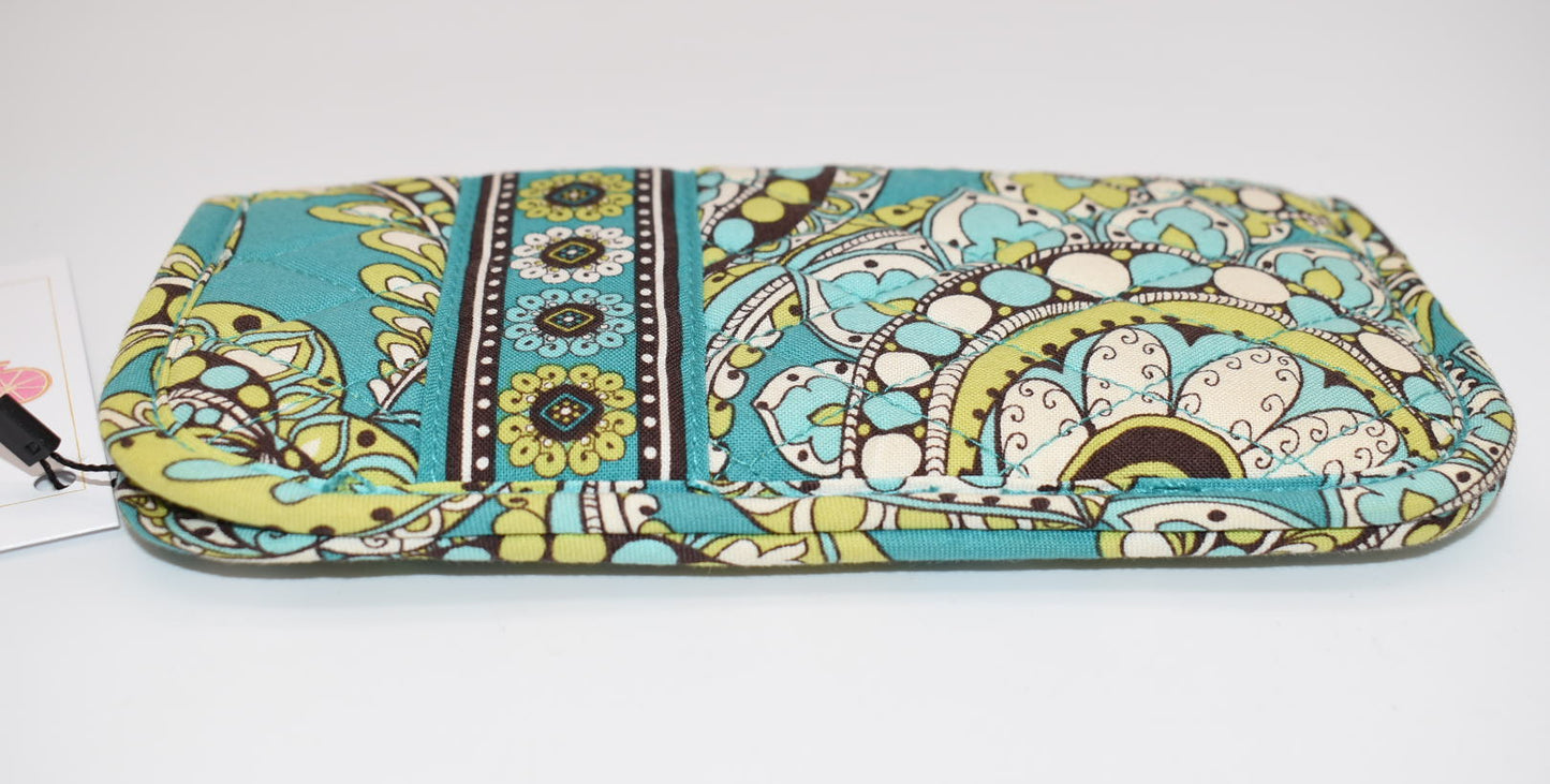 Vera Bradley Soft Eyewear Sleeve in "Peacock" Pattern