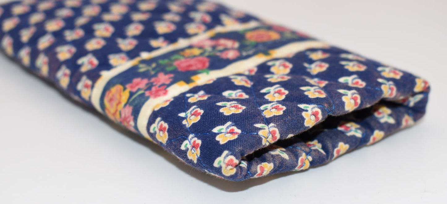 Vintage Vera Bradley Eyewear Sleeve in "Royal-1992" Pattern