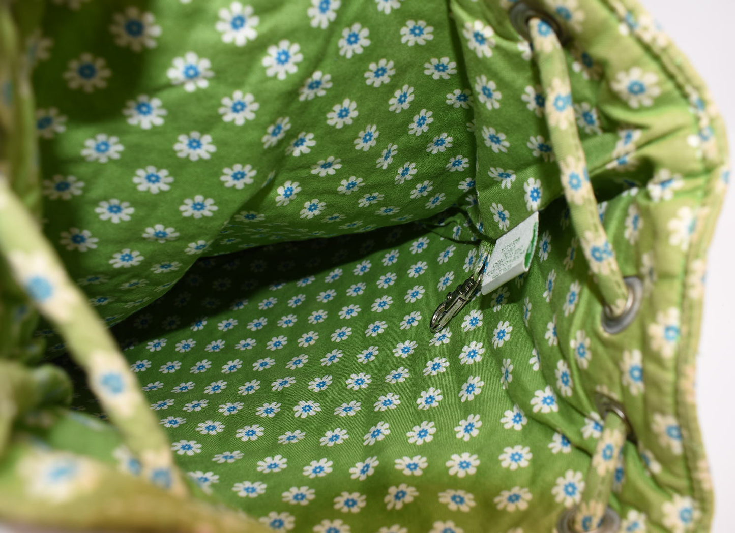 Vera Bradley Quilted Cotton Back Sack Bag in "Apple Green" Pattern