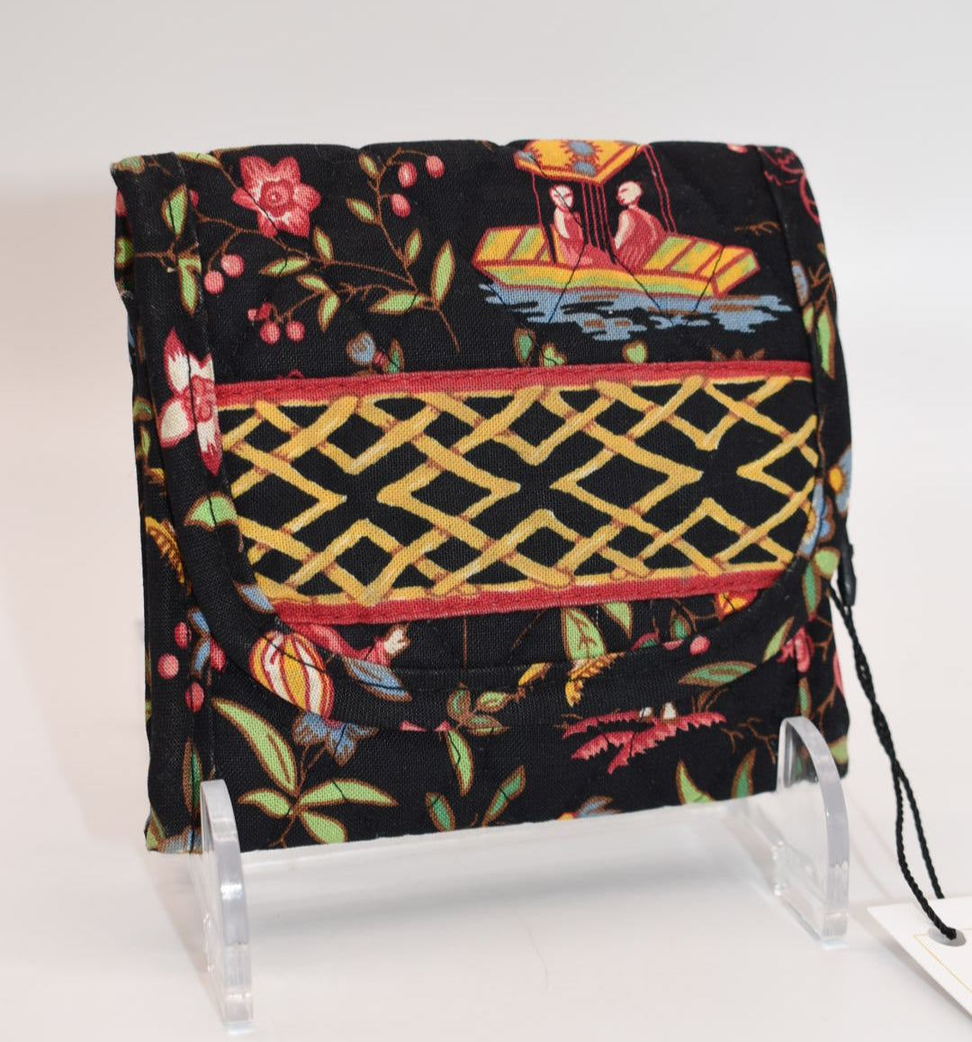 Vera Bradley Petite Trifold Wallet in "Ming -2001" Pattern