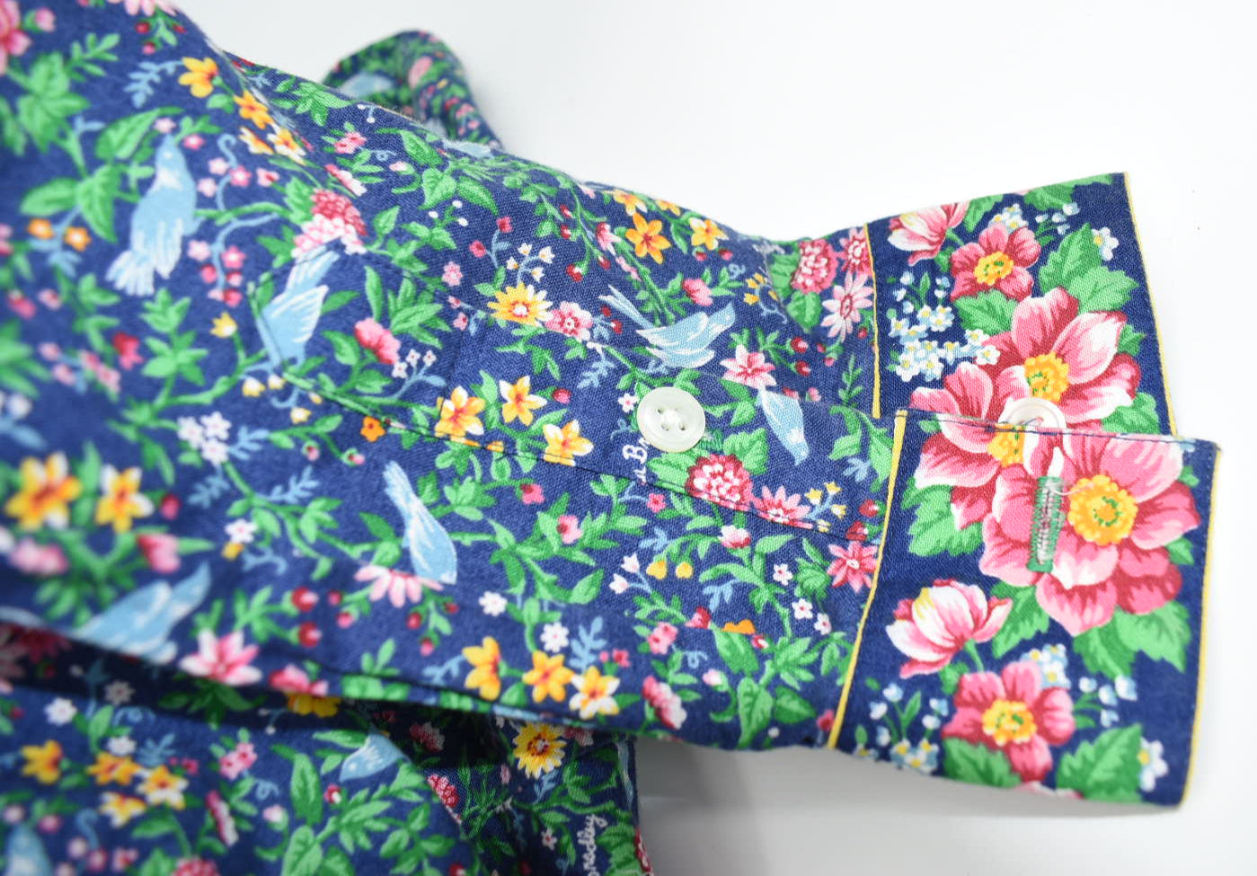 Vintage Vera Bradley Large Button-Up Long Sleeve Shirt in "Bluebird - 1998" Pattern