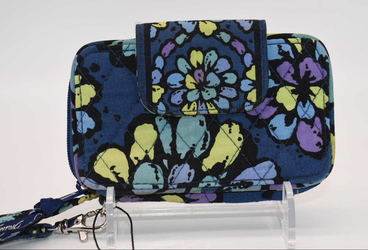 Vera Bradley Smartphone Wallet Wristlet in "Indigo Pop" Pattern