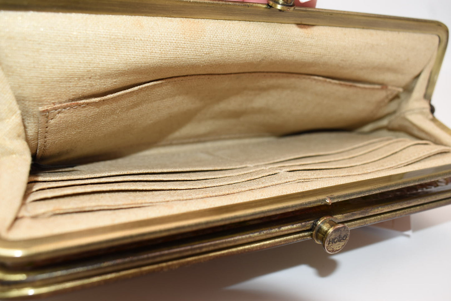 HOBO INTL Lauren Clutch Wallet