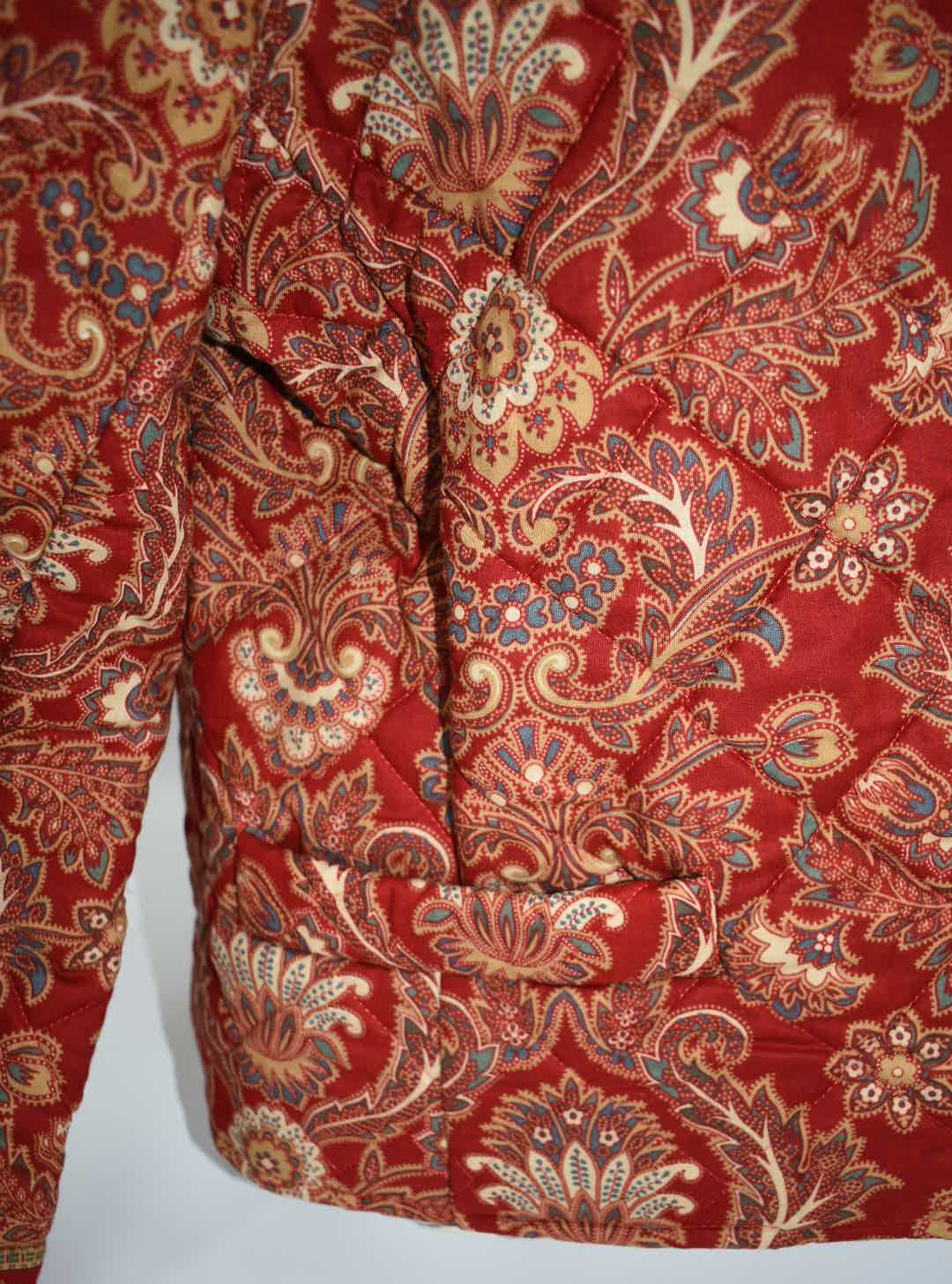Vintage Vera Bradley Quilted Large Jacket in "Windsor -1995" Pattern
