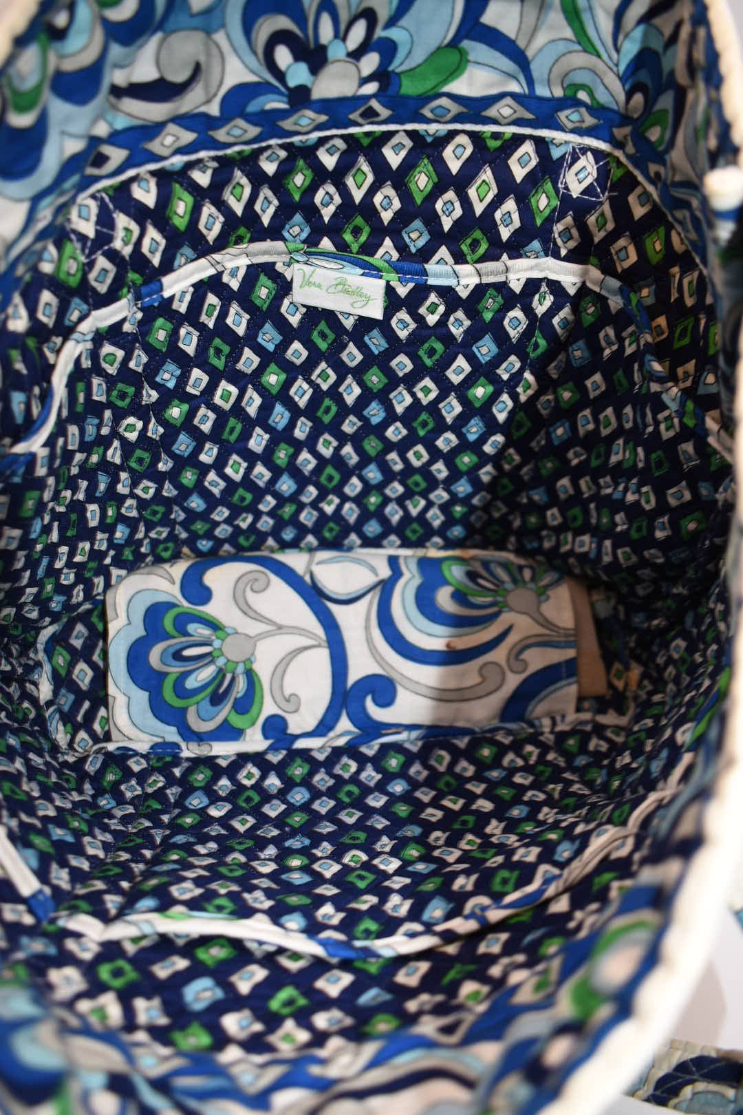Vera Bradley Large Vera Tote Bag in "Mediterranean White" Pattern