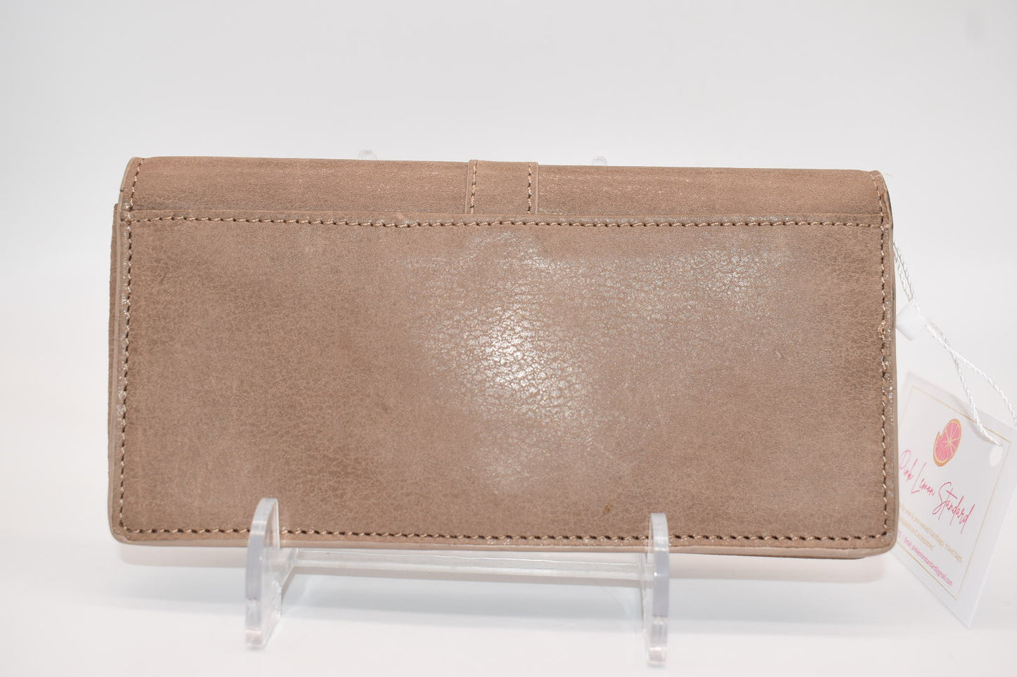 HOBO Alta Leather Continental Wallet in Rose Dust