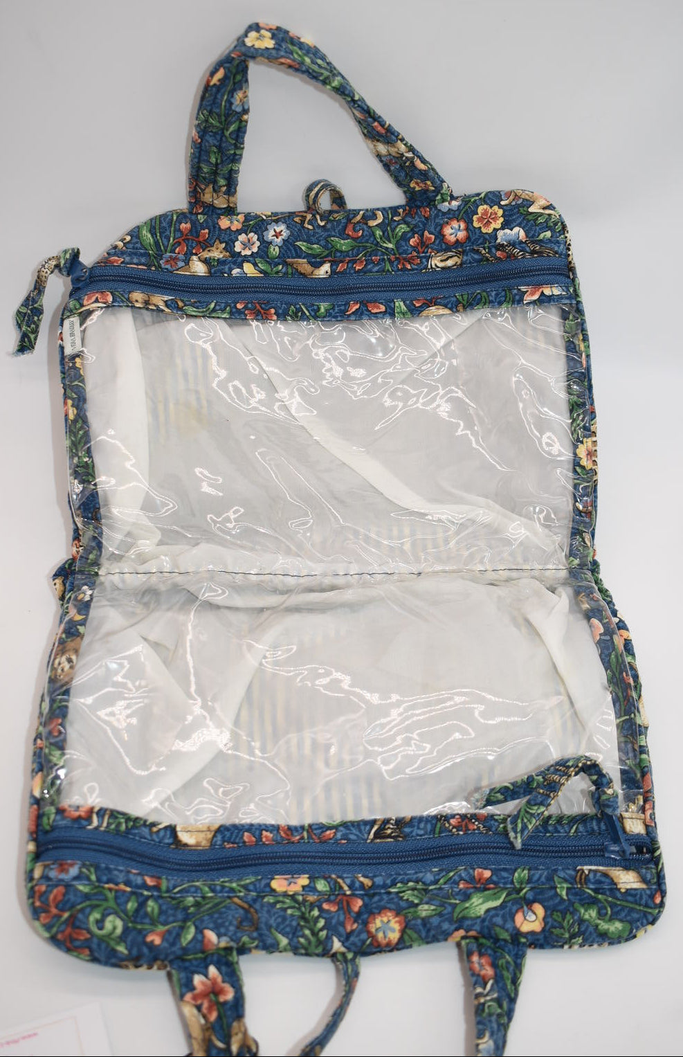 Vera Bradley Travel Organizer in "Animal Kingdom -2000" Pattern