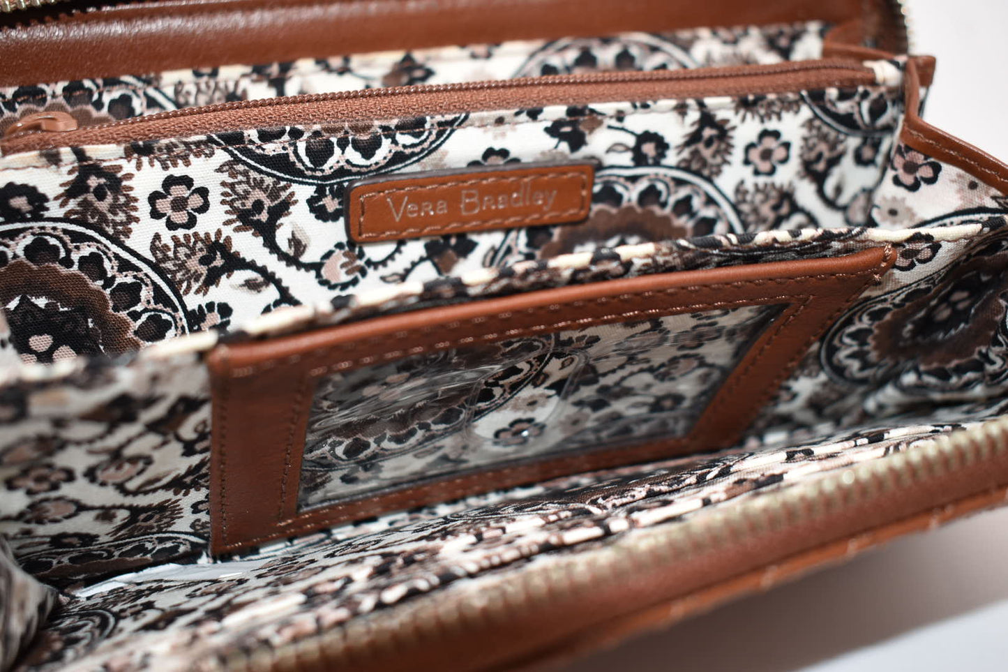 Vera Bradley Carryall RFID Accordion Wristlet in Mocha Brown