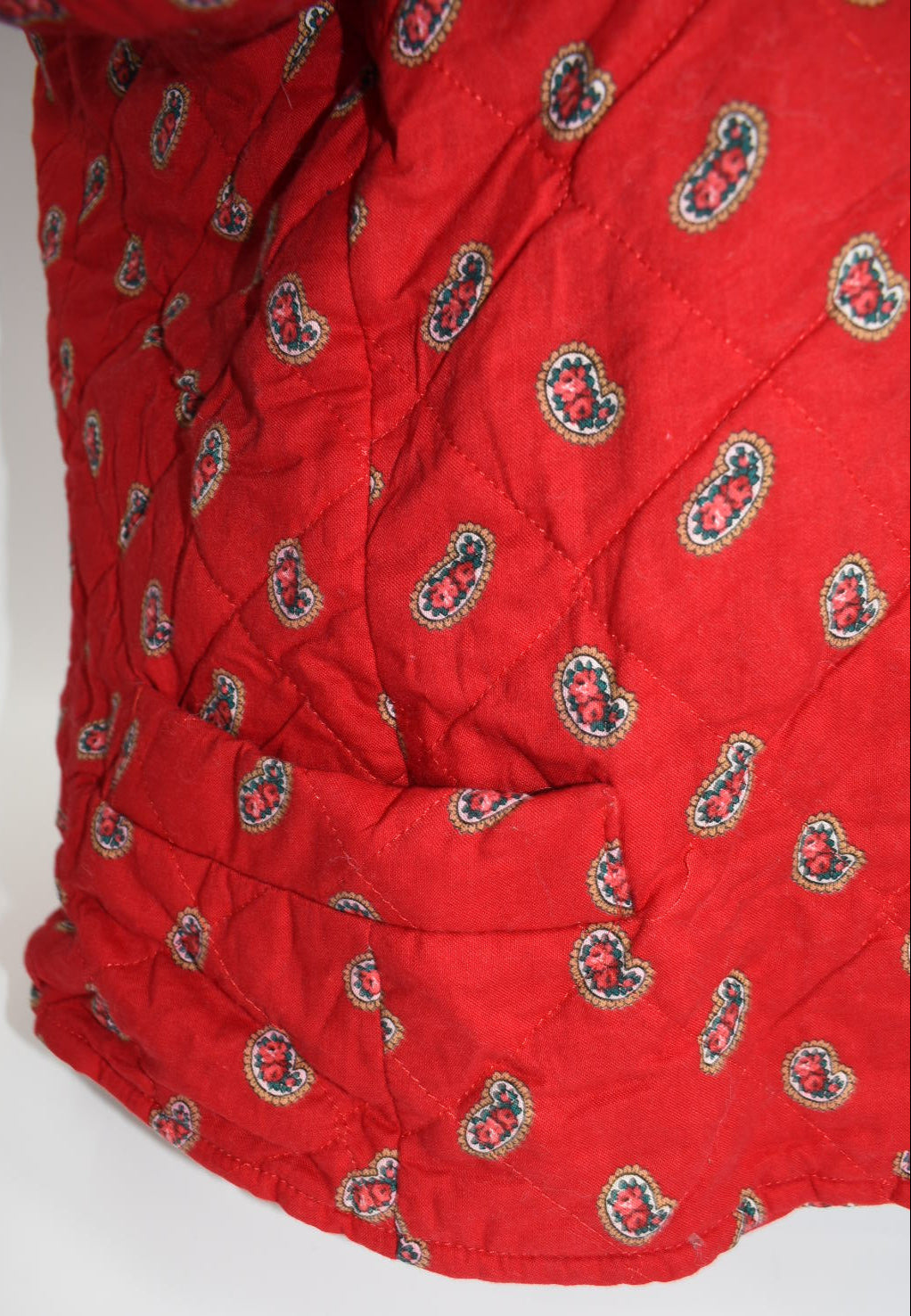 Vintage Vera Bradley Large Quilted Jacket in "Apple Red - 1991" Pattern