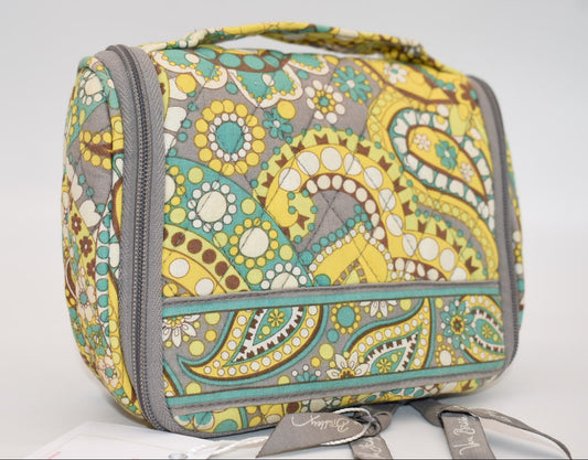 Vera Bradley Hanging Jewelry Travel Bag in "Lemon Parfait" Pattern
