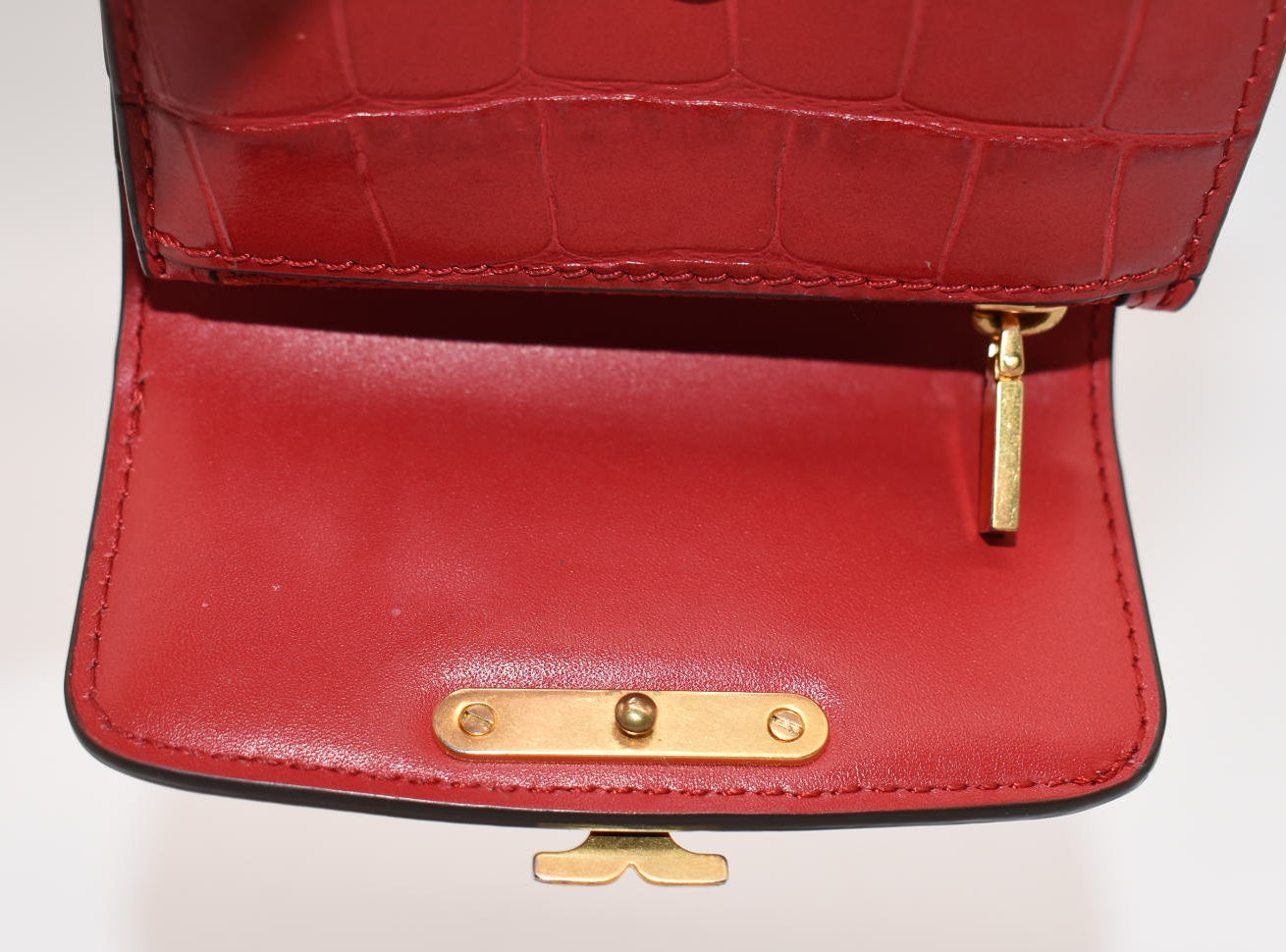 Tory Burch Eleanor Embossed Compact Wallet in Redstone