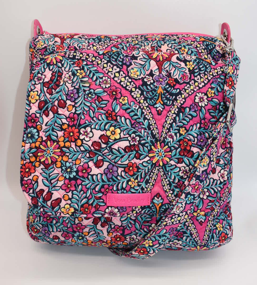Vera Bradley Carson Crossbody Mailbag in "Kaleidoscope" Pattern
