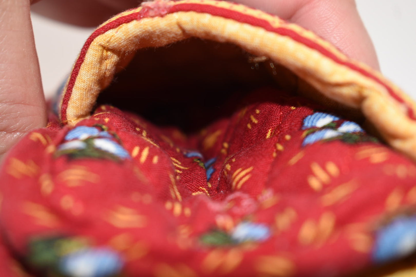 Vera Bradley Double Eyewear Sleeve in "Provincial Red - 2000" Pattern