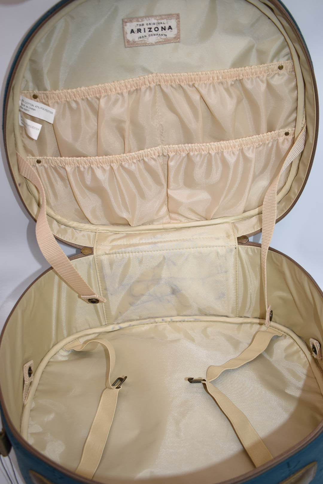 Vintage Arizona Round Weekend Luggage Bag with Fleur de Lis