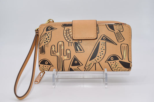 Vera Bradley Vachetta Brown Resort Wristlet in "Roadrunner Cactus"