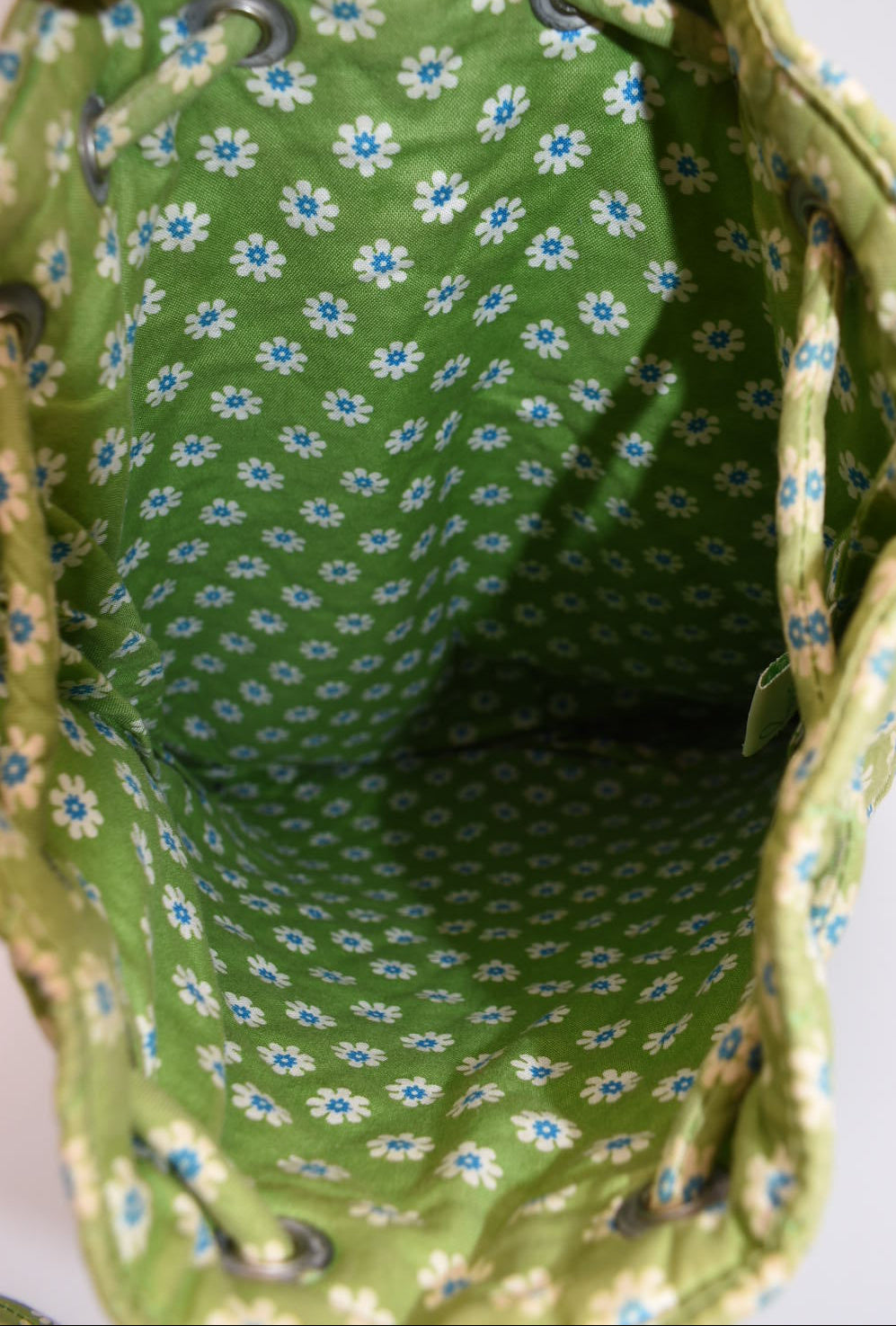 Vera Bradley Quilted Cotton Back Sack Bag in "Apple Green" Pattern