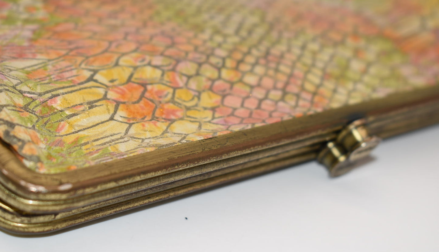 HOBO INTL Lauren Clutch Wallet