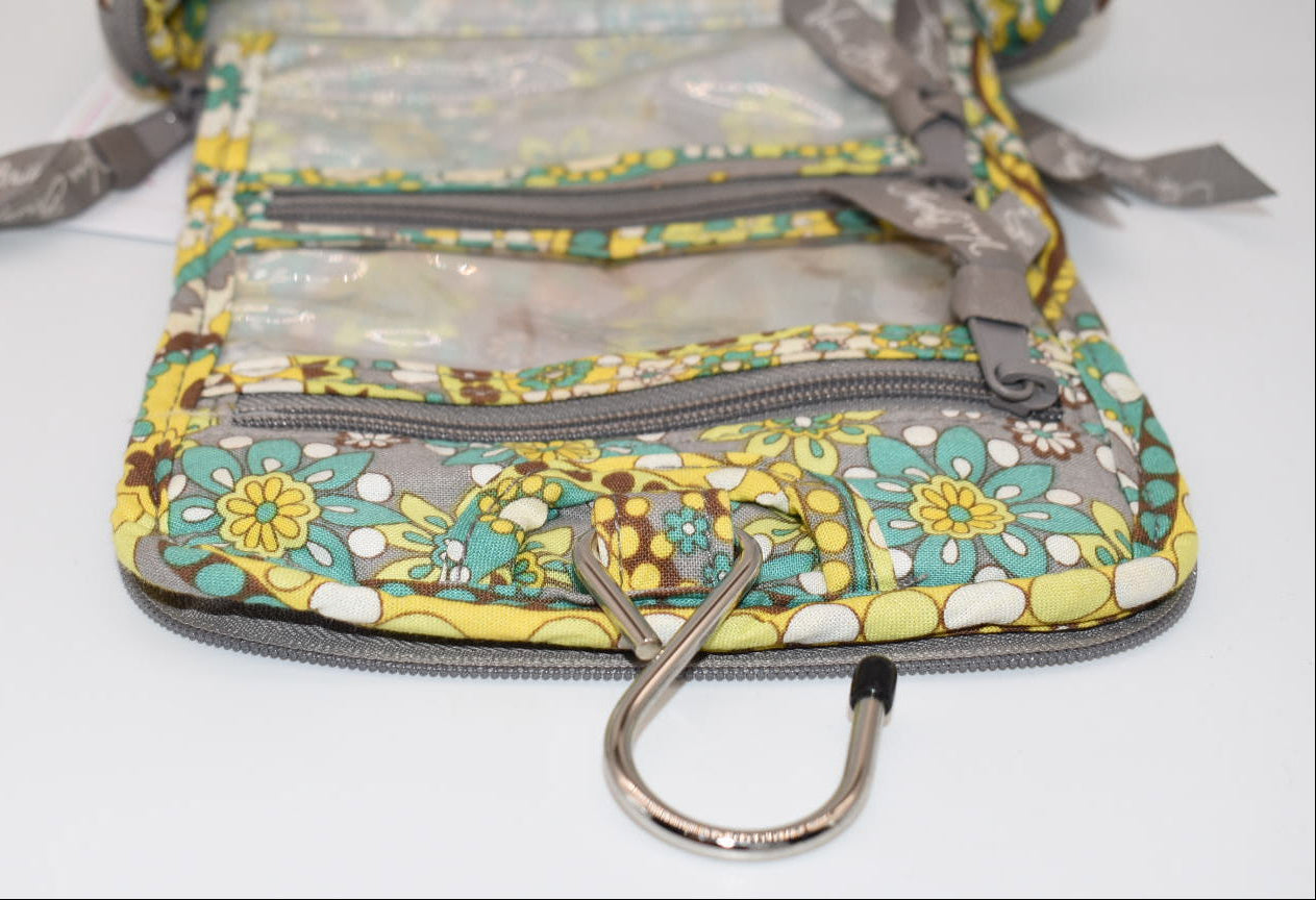 Vera Bradley Small Hanging Travel Organizer in "Lemon Parfait" Pattern
