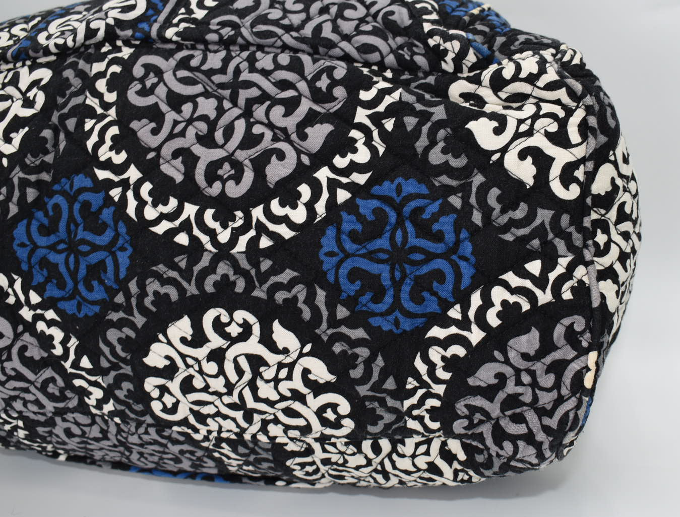 Vera Bradley Weekender Travel Bag in "Cobalt Canterberry" Pattern