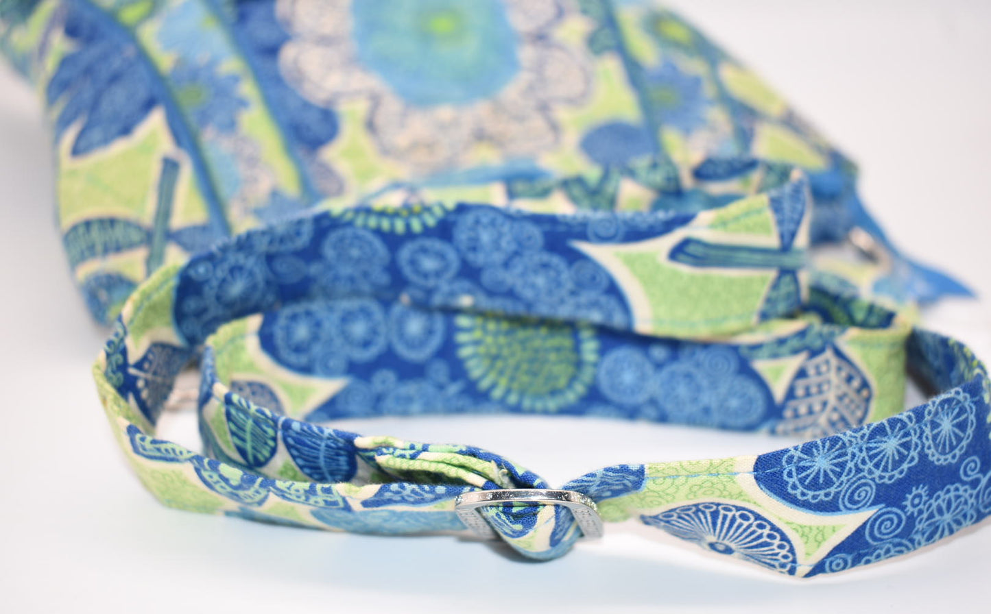 Vera Bradley Hipster Crossbody Bag in "Doodle Daisy" Pattern