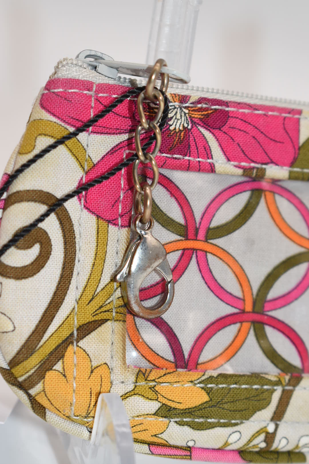 Vera Bradley Clip Zip ID Case in "Tea Garden" Pattern