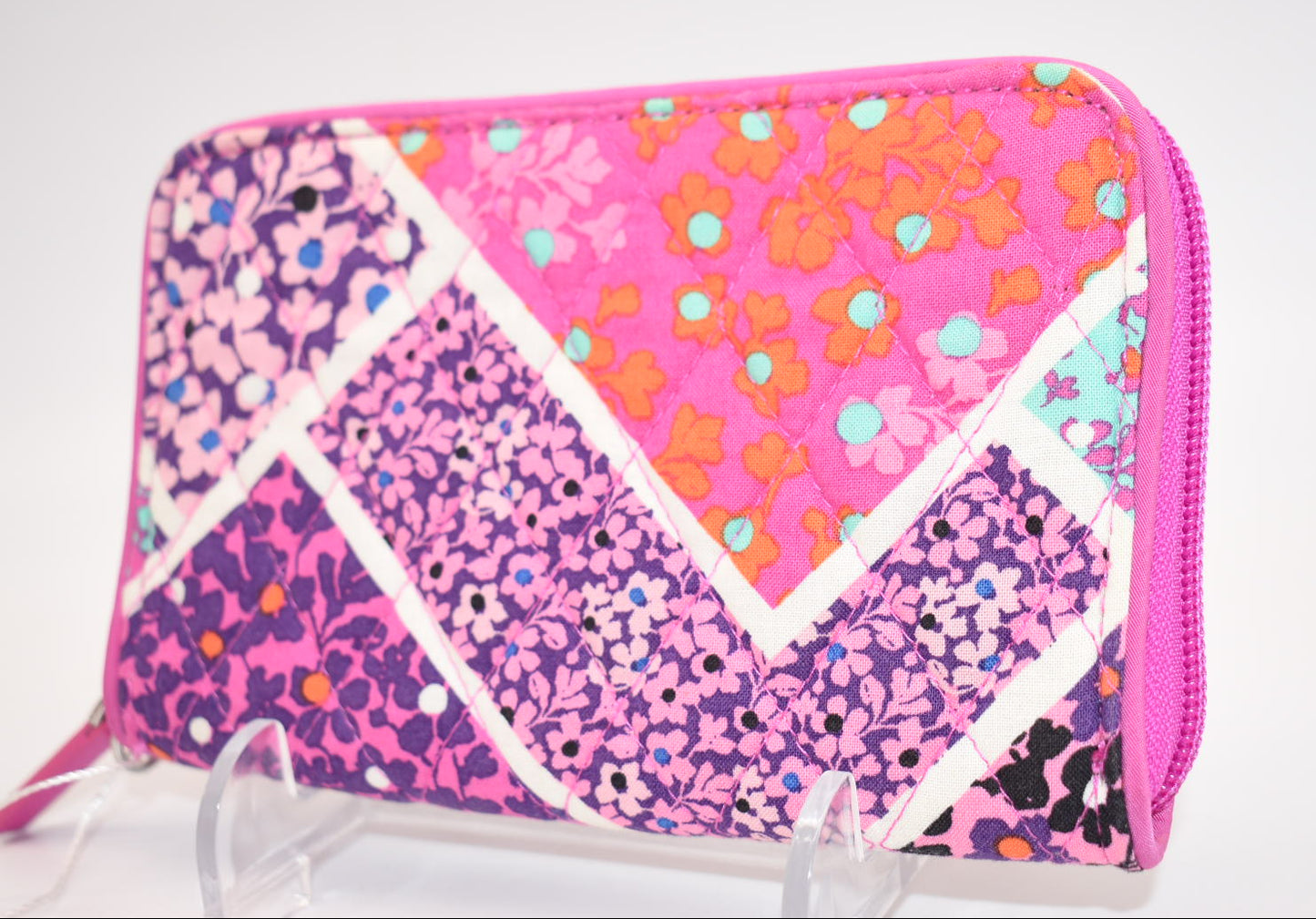 Vera Bradley RFID Grab & Go Wallet in "Modern Medley" Pattern