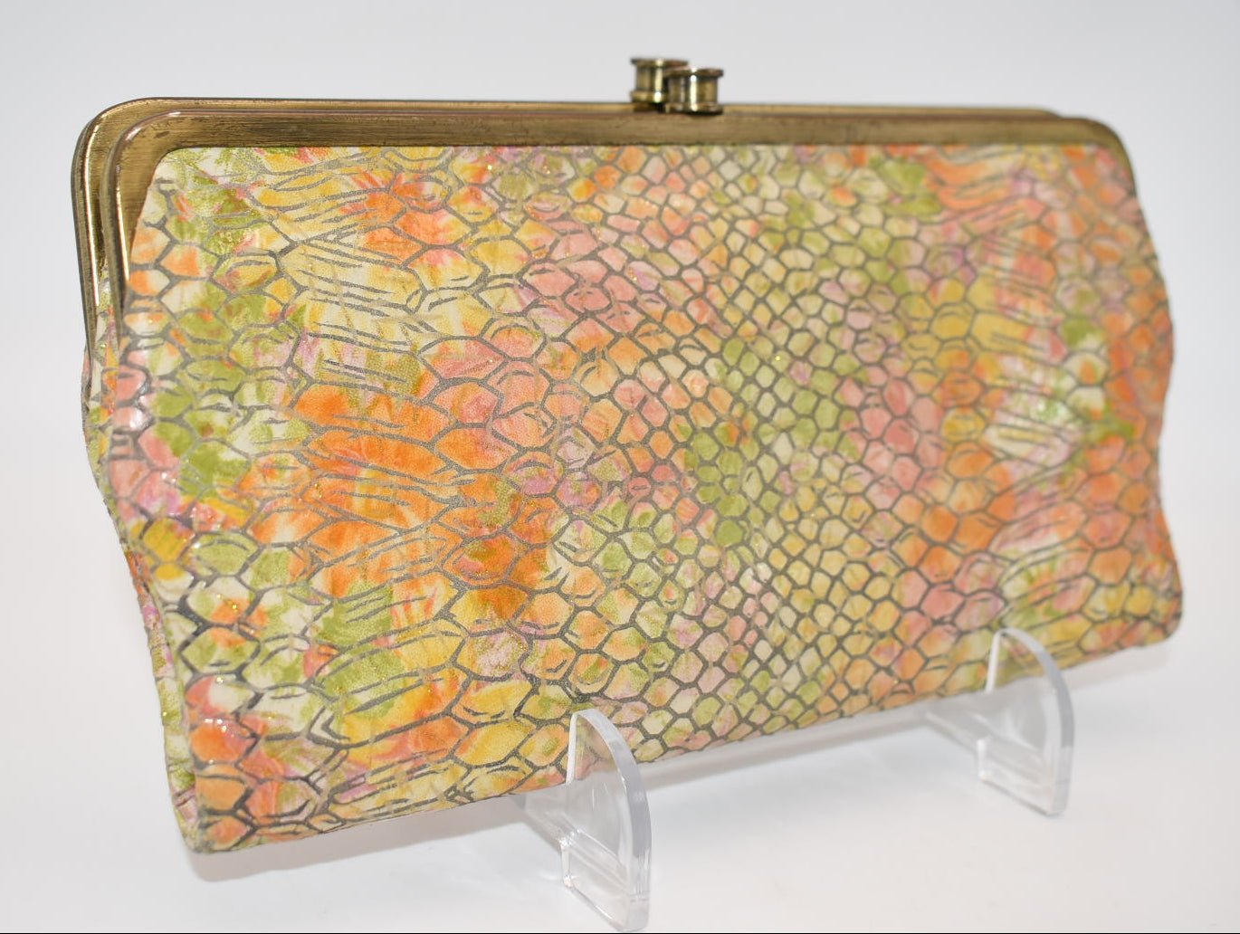 HOBO INTL Lauren Clutch Wallet